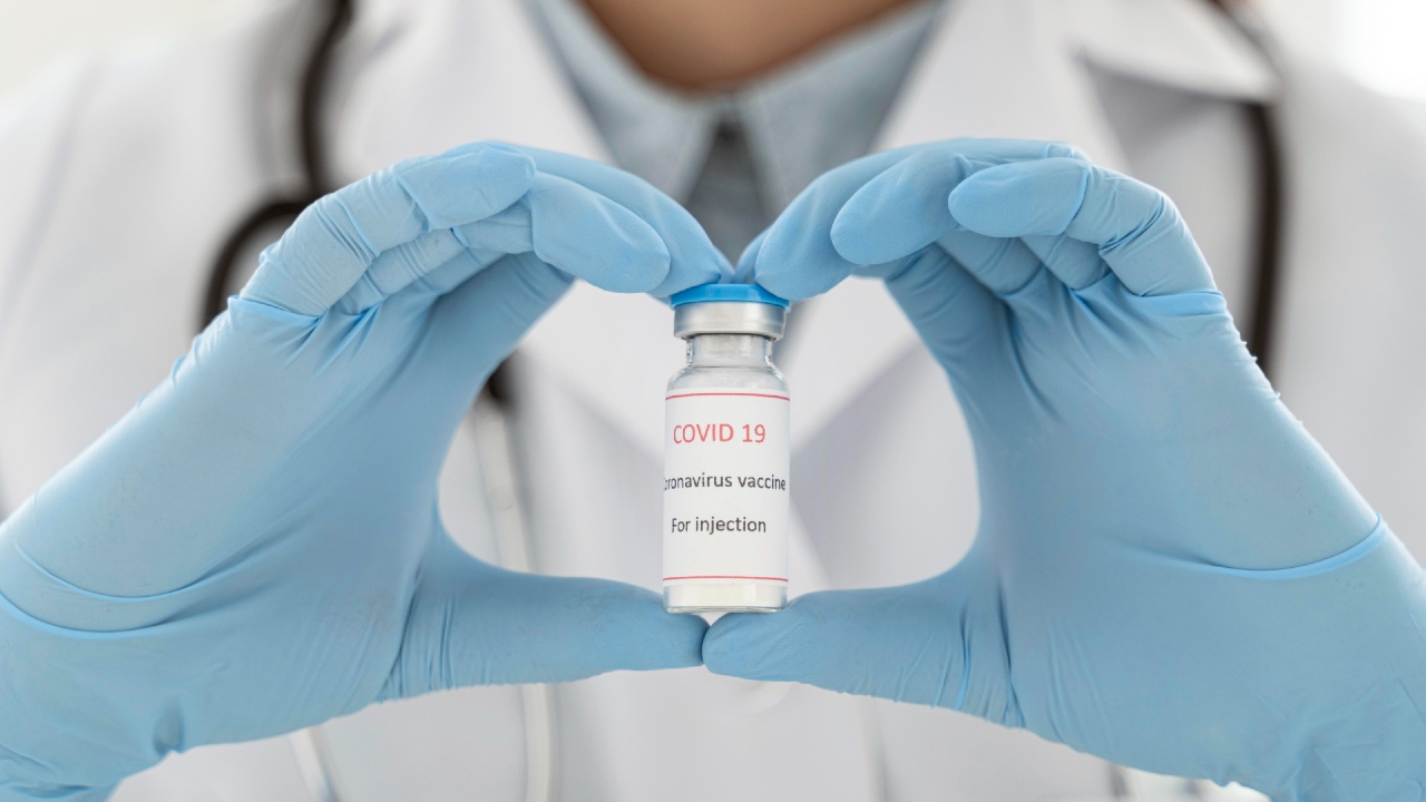 vacuna covid 19 mujeres efectos secundarios segunda dosis