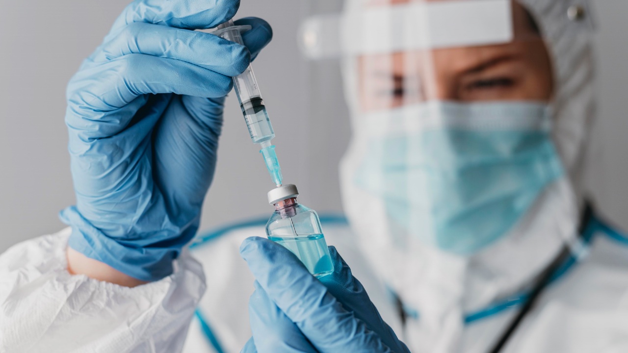 vacuna contra covid-19 que sí protege a mujeres gestantes