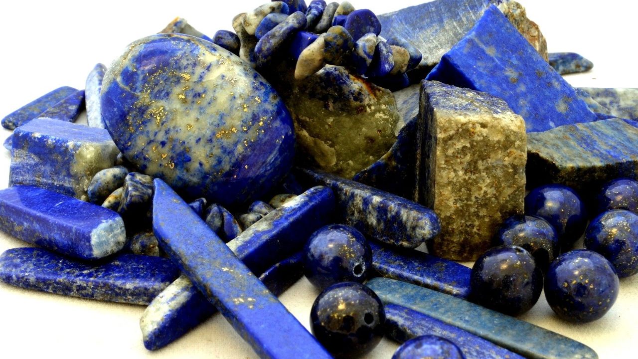 el cuarzo que debes usar según tu signo lapislázuli escorpión
