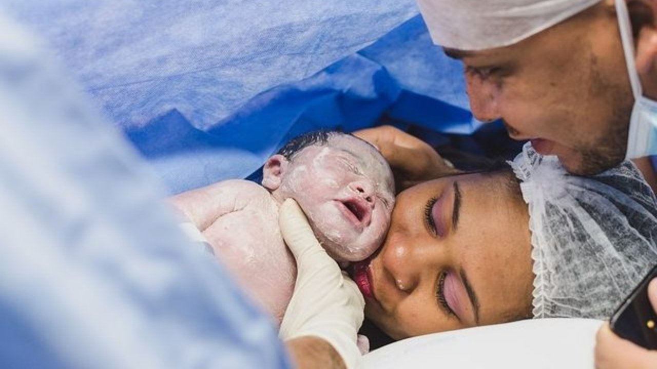 maquillarse antes del parto tendencia