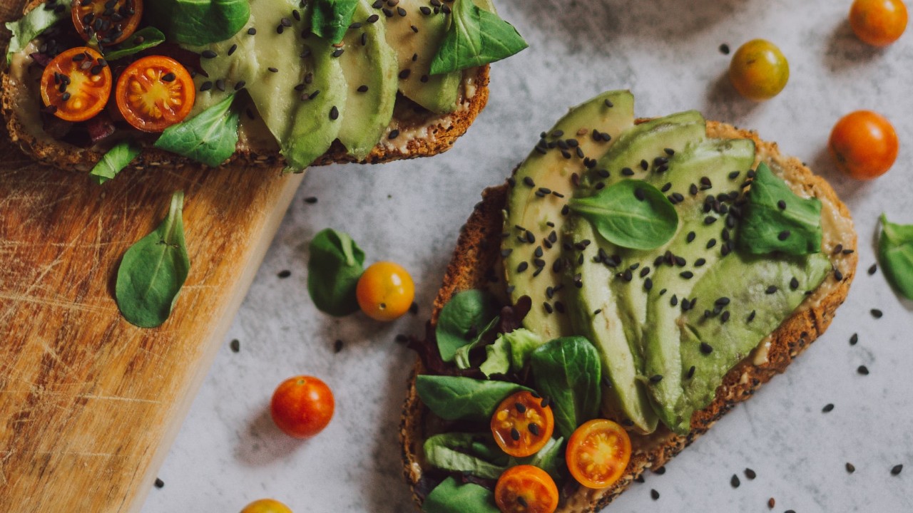 beneficios de comer aguacate todos los días