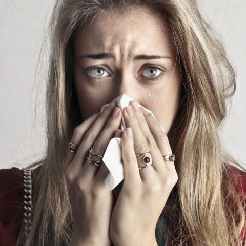 pólipos nasales síntomas de congestión nasal