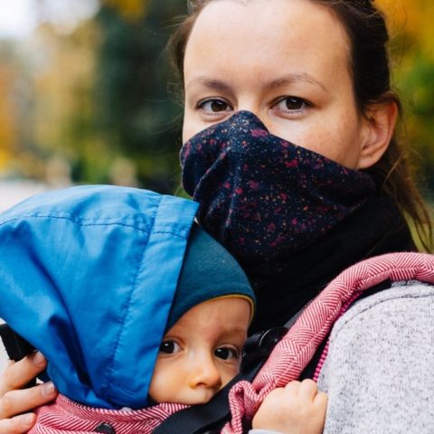 todos se burlas de las mamas luchonas nadie toca a papas ausente