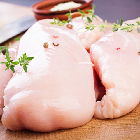 peligros de lavar el pollo antes de cocinarlo salud