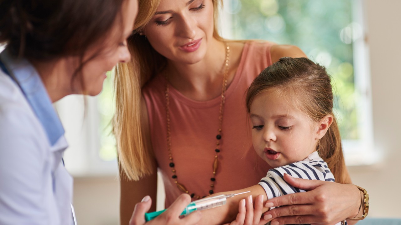a que edad debes aplicar vacuna contra el vph a tus hijos