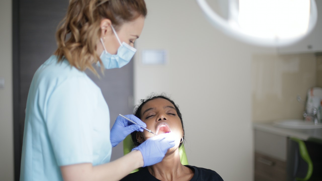 evita que tu hijo use brackets tips