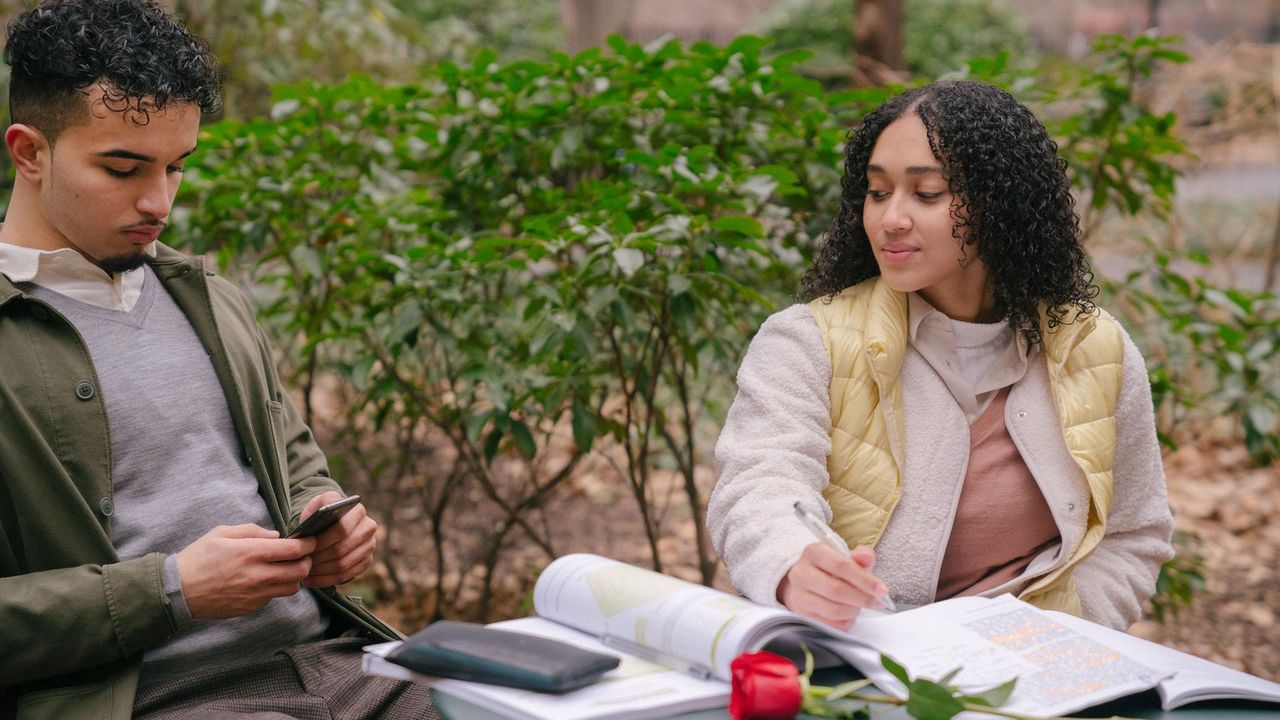 educa a tu hija para que se supere matrimonio