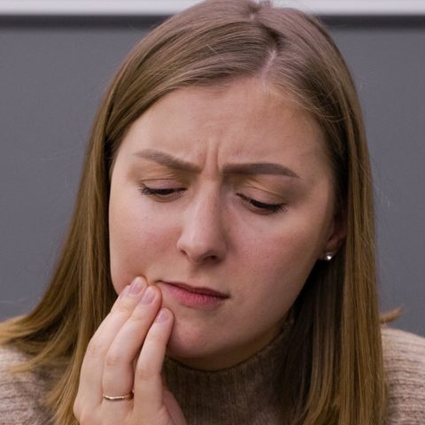 dolor perdida repentina de dientes covid 19