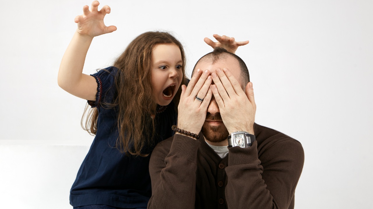 señales de que tu hijo es niño malcriado