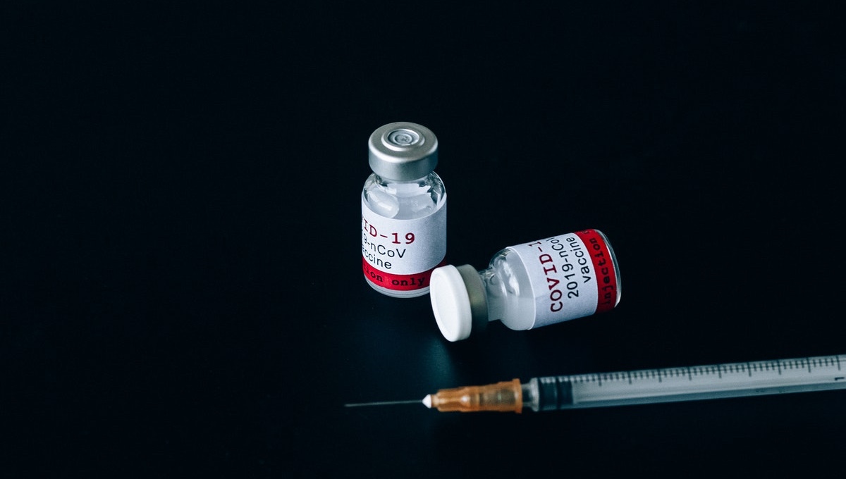 factores riesgo de trombosis vacuna contra covid-19 tabaco