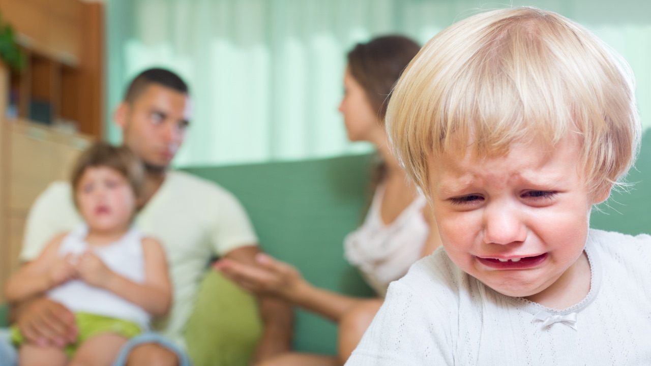 una nalgada hace hijos violentos