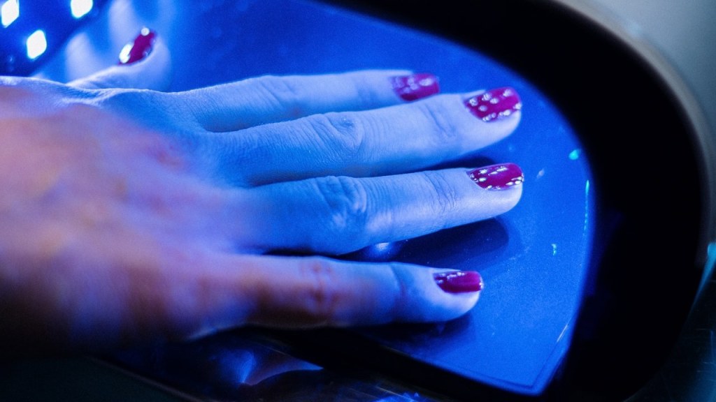 Uñas Gelish Cáncer Rayos UV