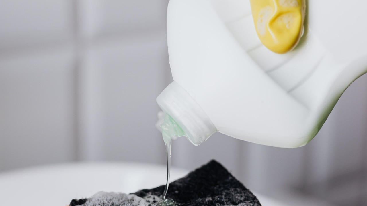 quitar manchas de óxido de la ropa