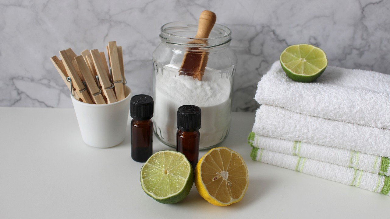 como quitar el olor a pipí de mi cama