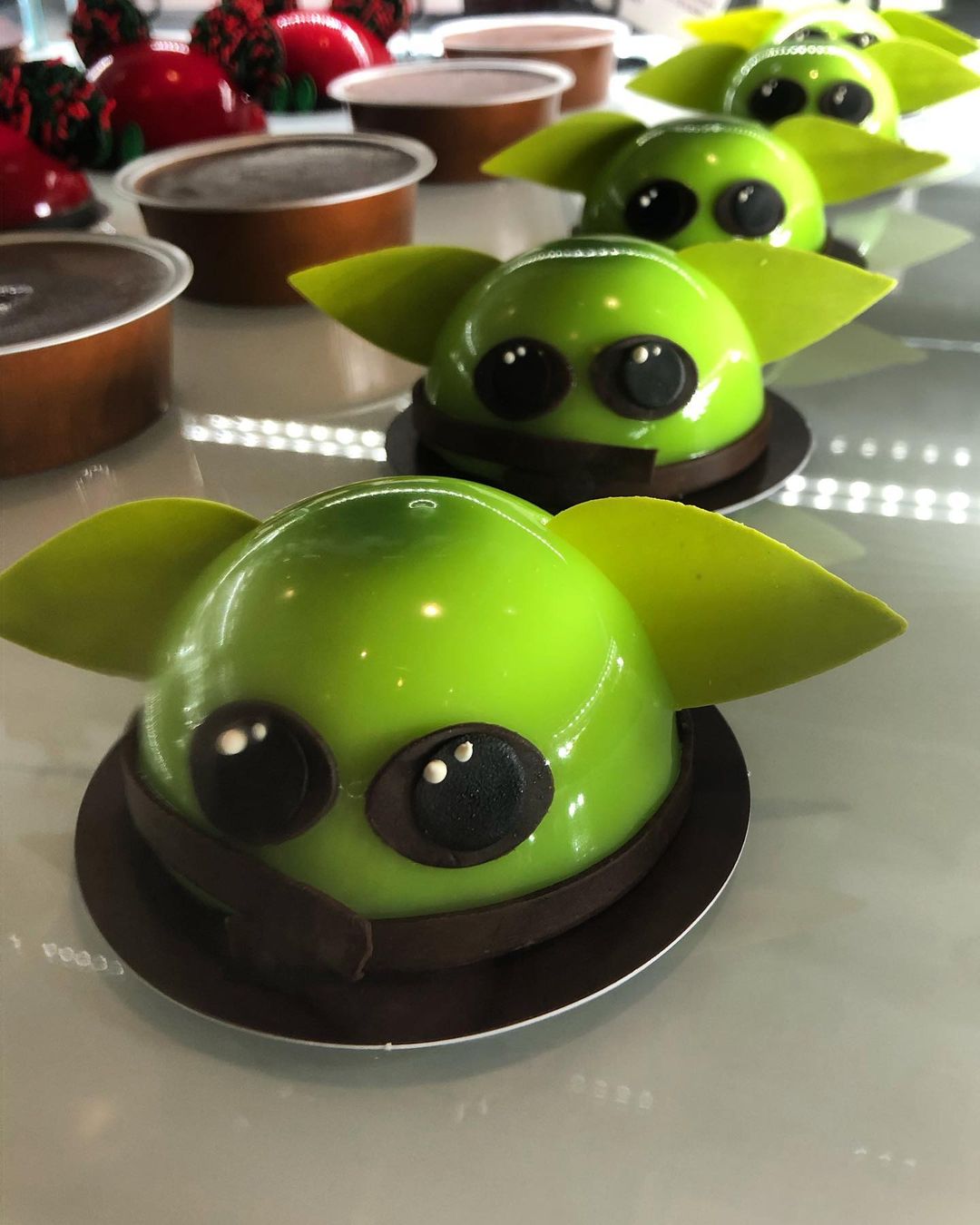 potres de baby yoda para 4 de mayo manzanas
