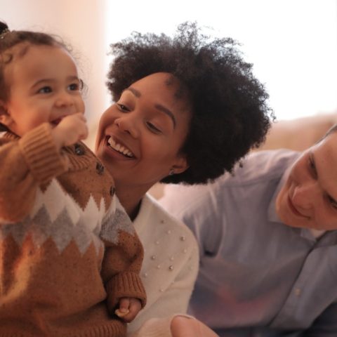 Juegos para estimular el balbuceo de tu bebé