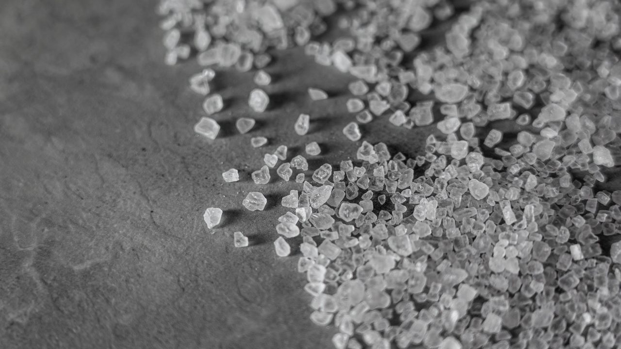 ritual de sal para atraer dinero