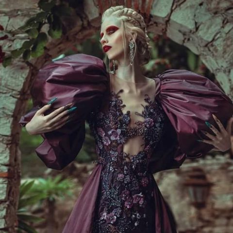 rubi vizcarra modelo mexicana albina diferente bello