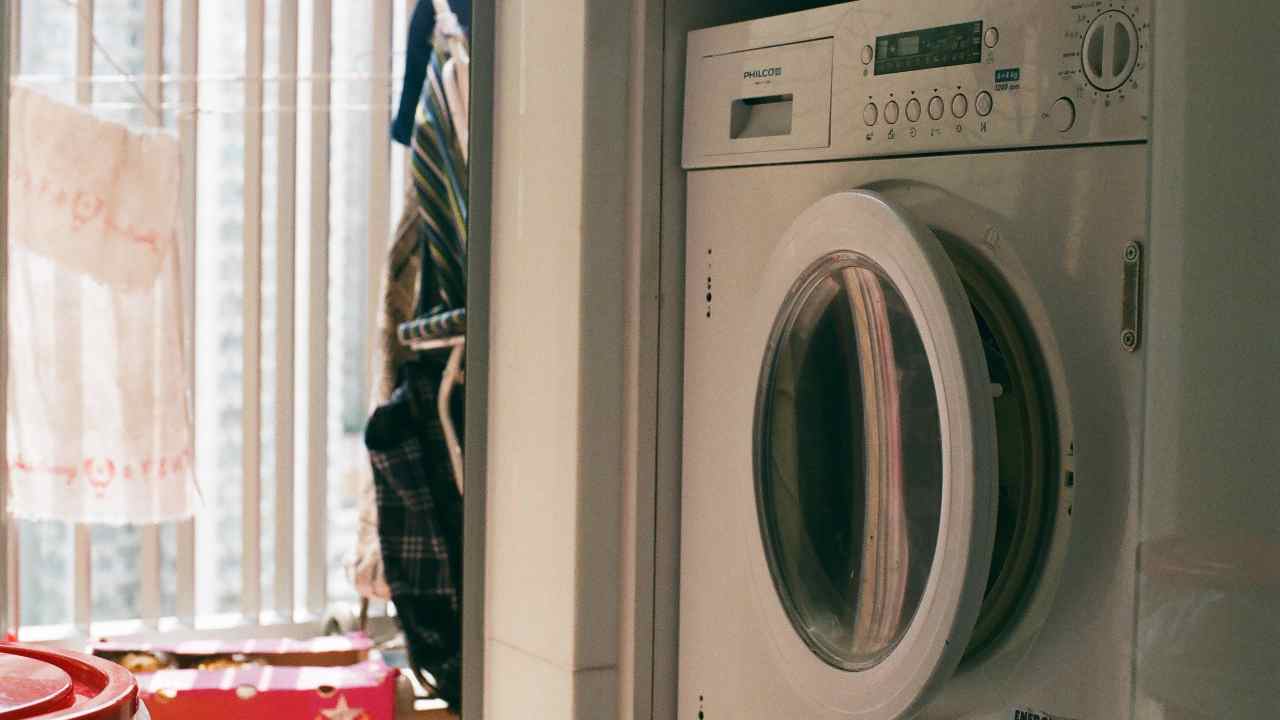 Errores que podrías cometer y dañar tu lavadora
