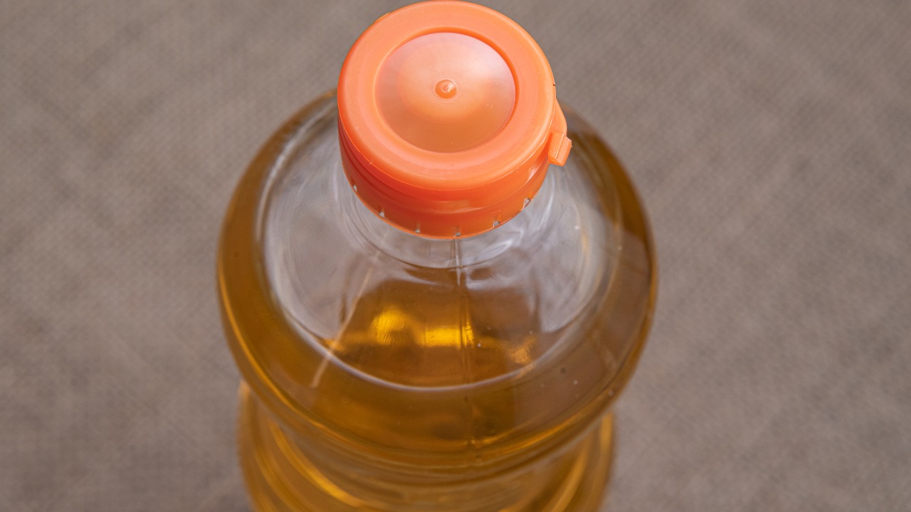 como reciclar aceite de cocina quemado usado