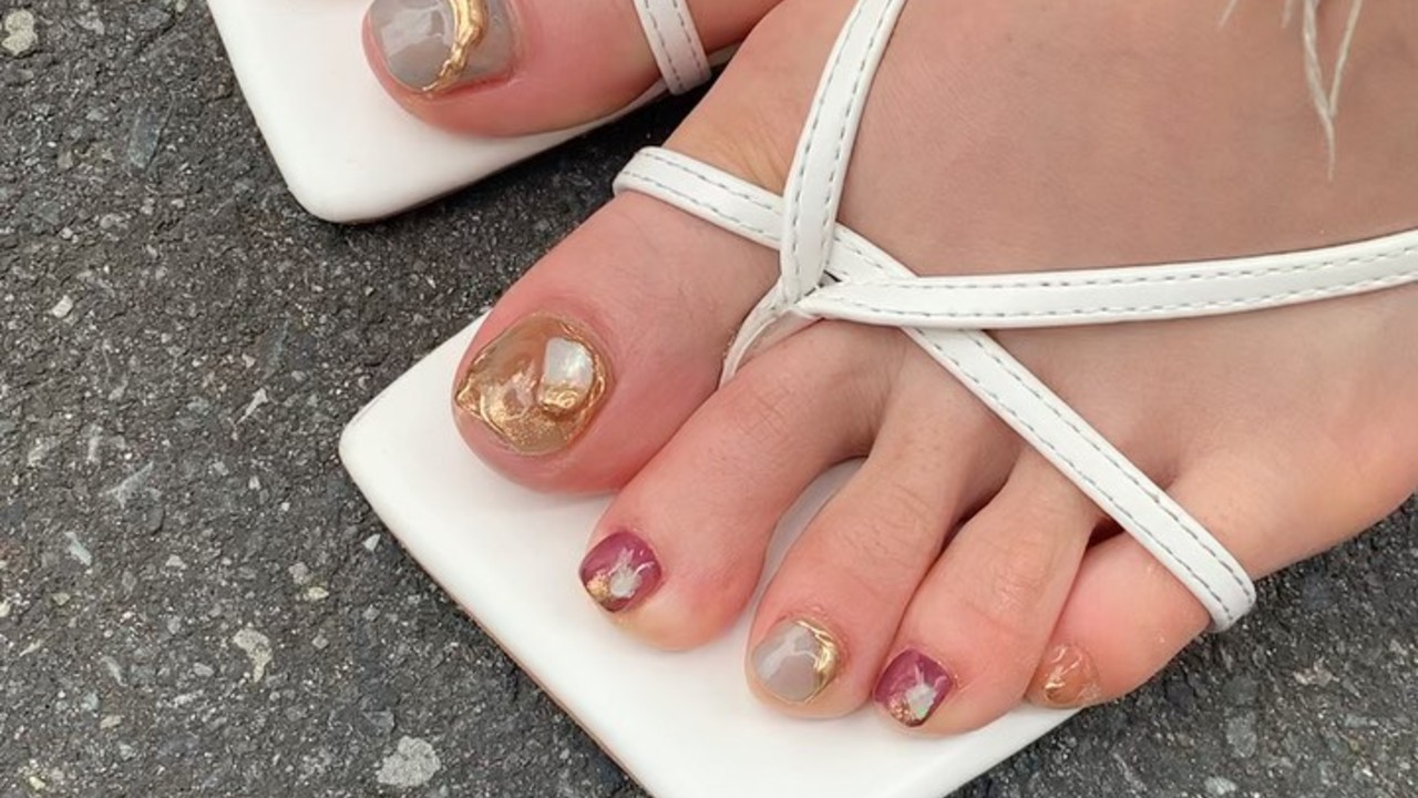 decorar las uñas de los pies diseños