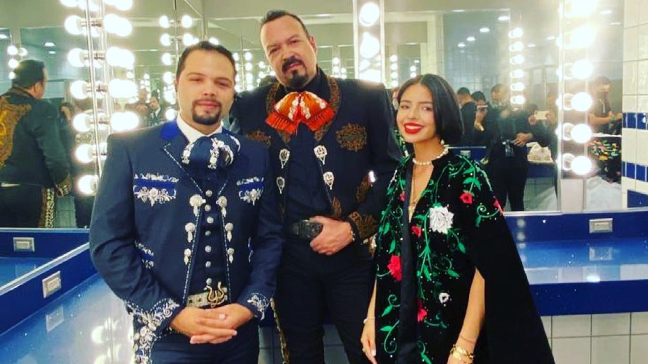 leccion de pepe aguilar a los papas barco