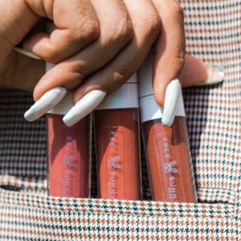 trucos para elegir mejor labial nude