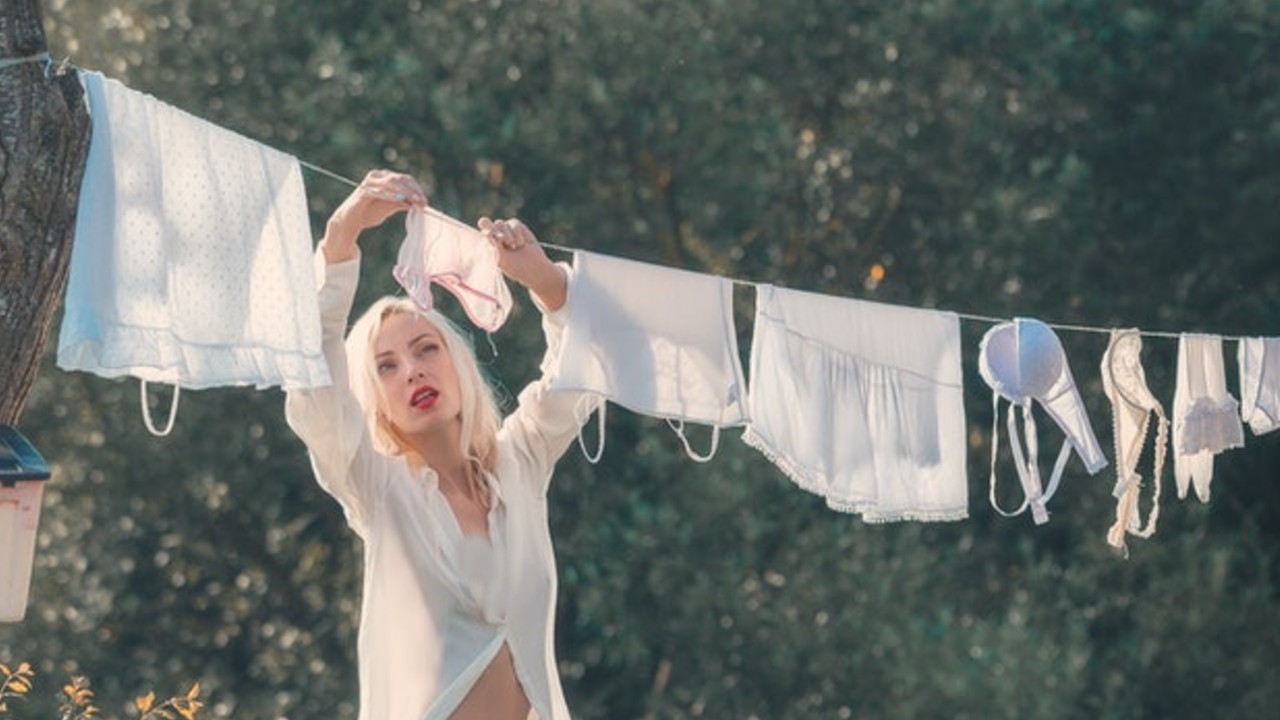 lavar ropa interior en la regadera peligroso