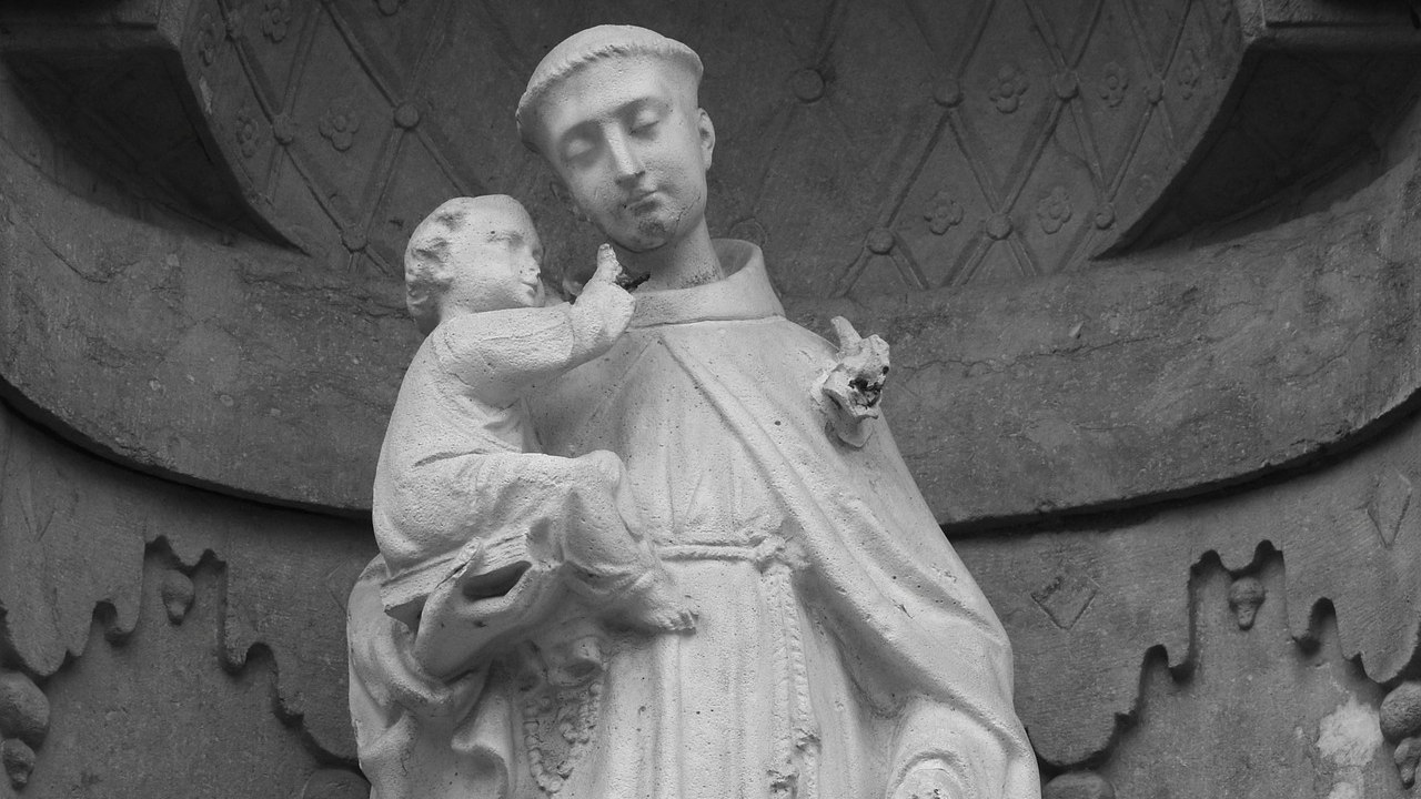 es bueno o malo poner a san antonio de cabeza