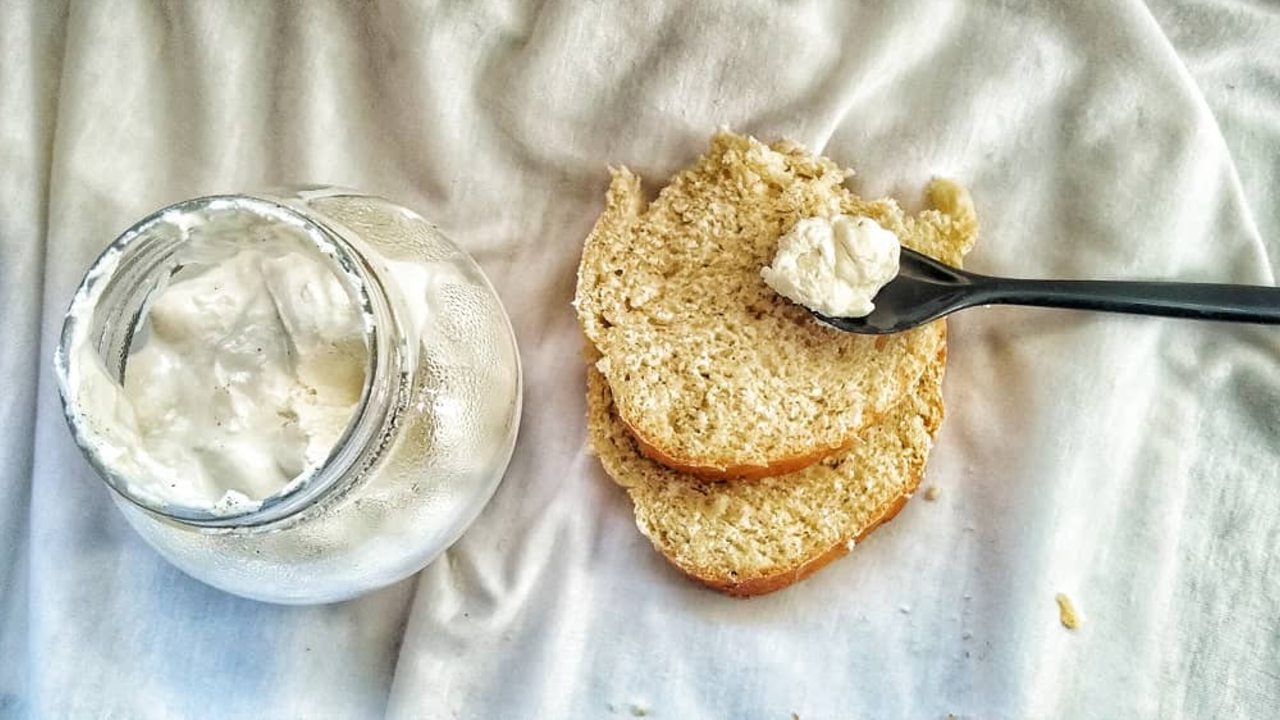 queso crema casero con esta receta de solo tres ingredientes