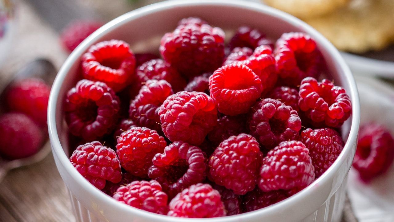 frambuesas ayudan contra el cáncer estudio reciente