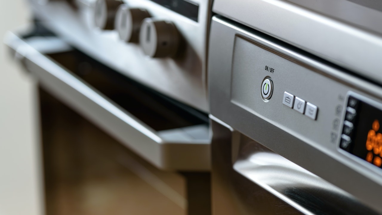 truco para limpiar vidrio espejado del horno cocina