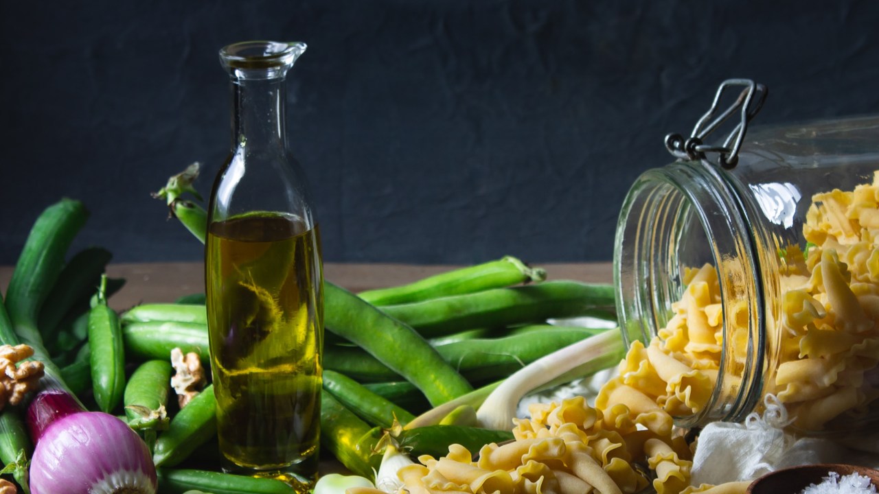 Cocina con estos 5 aceites saludables