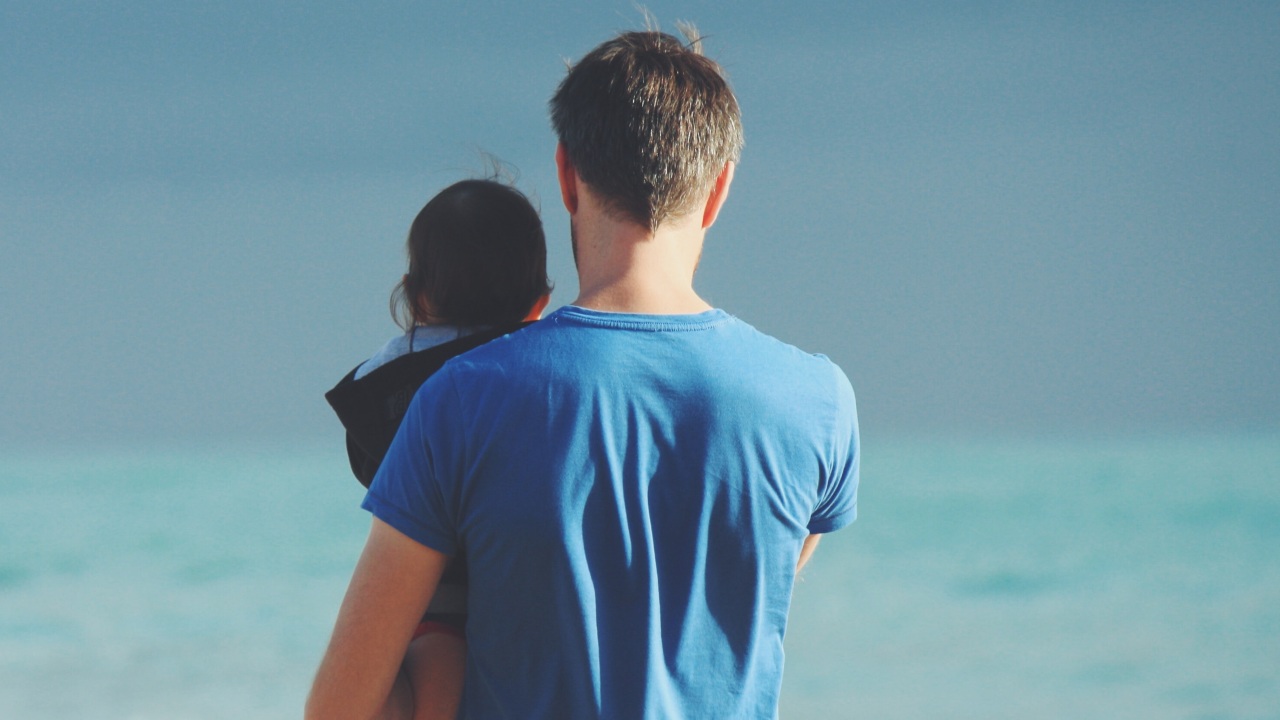 Hombres crecen sin padres y son mejores 