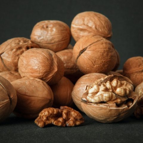 Aprende a pelar nueces facil