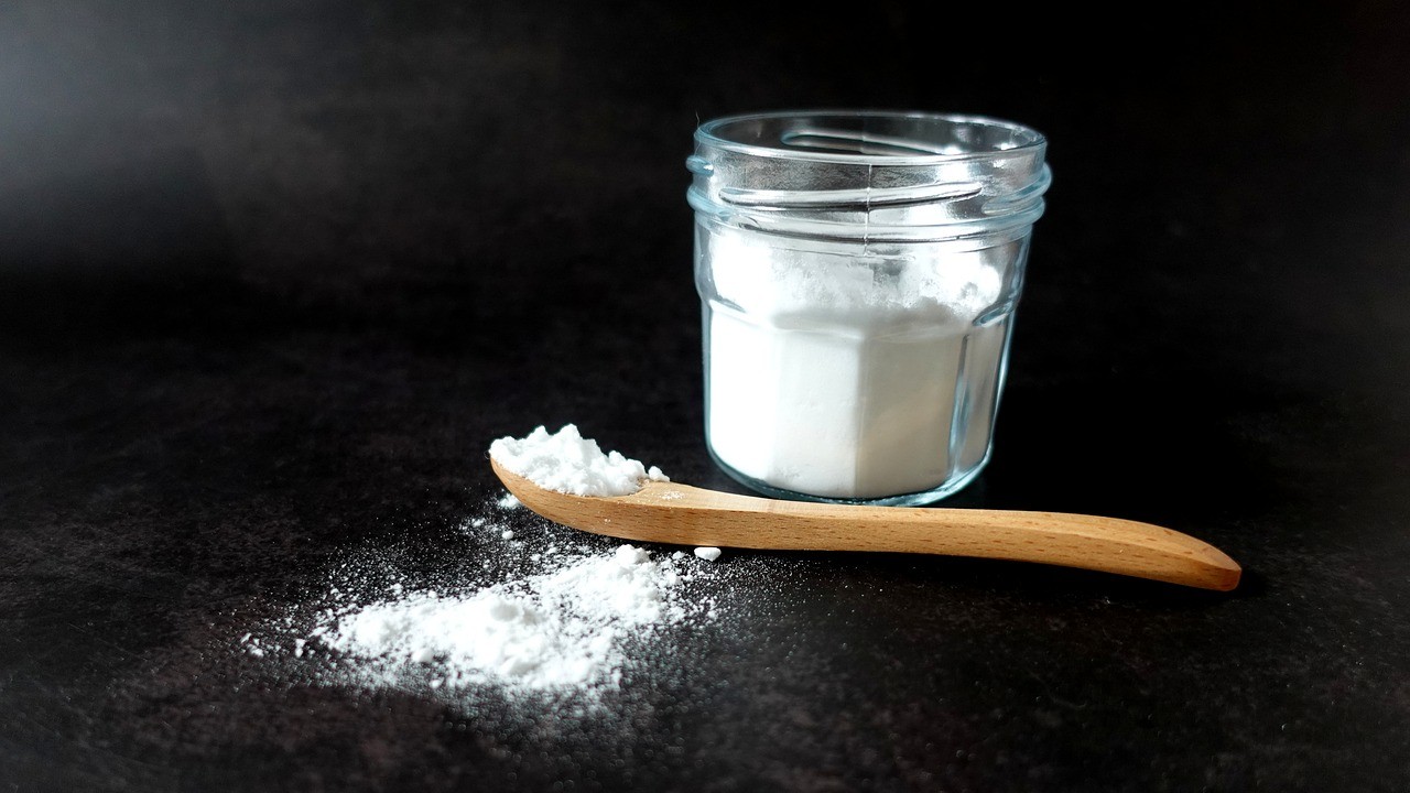 Bicarbonato de sodio con agua