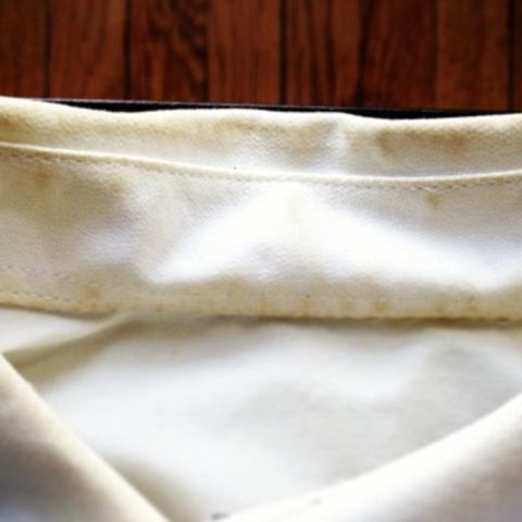 cómo desmanchar cuellos sucios de las camisas