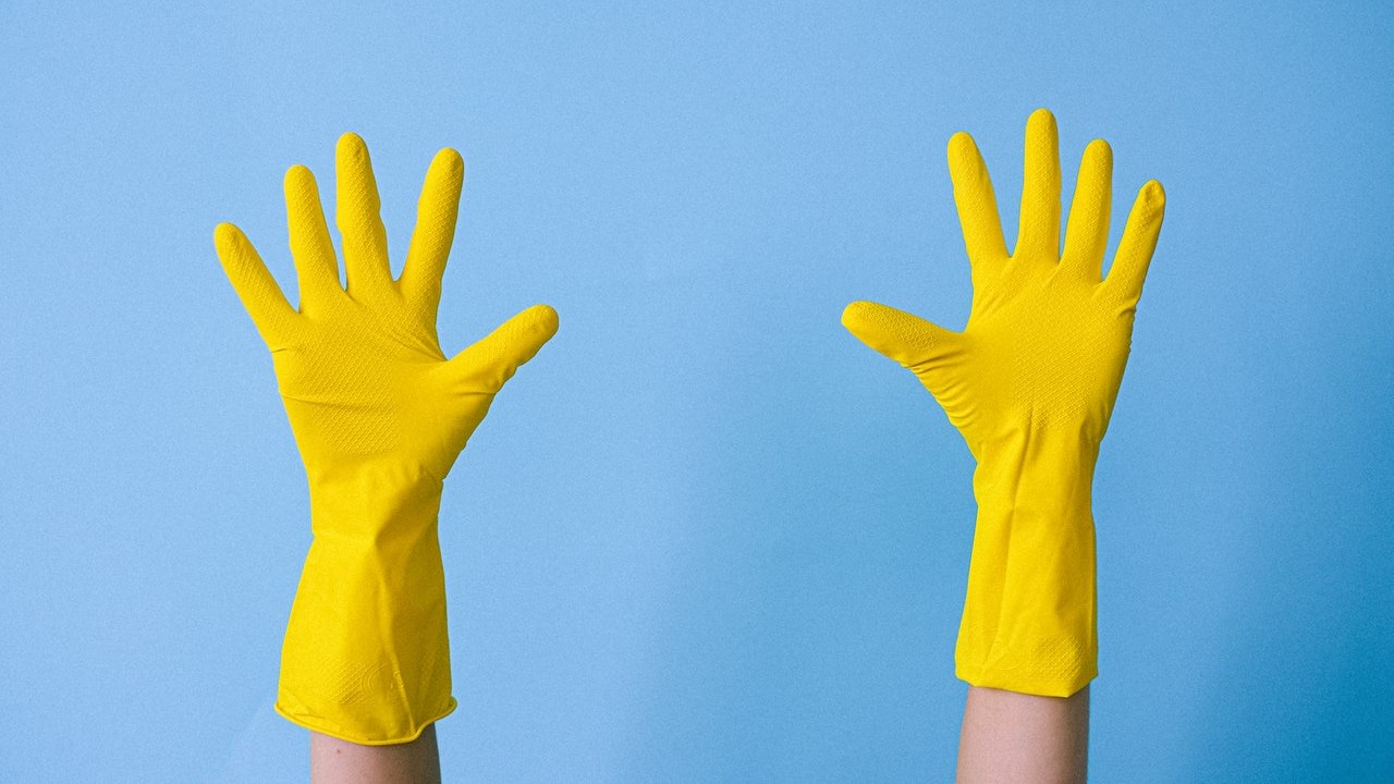 por que debes usar guantes cuando limpies con vinagre ácido acético