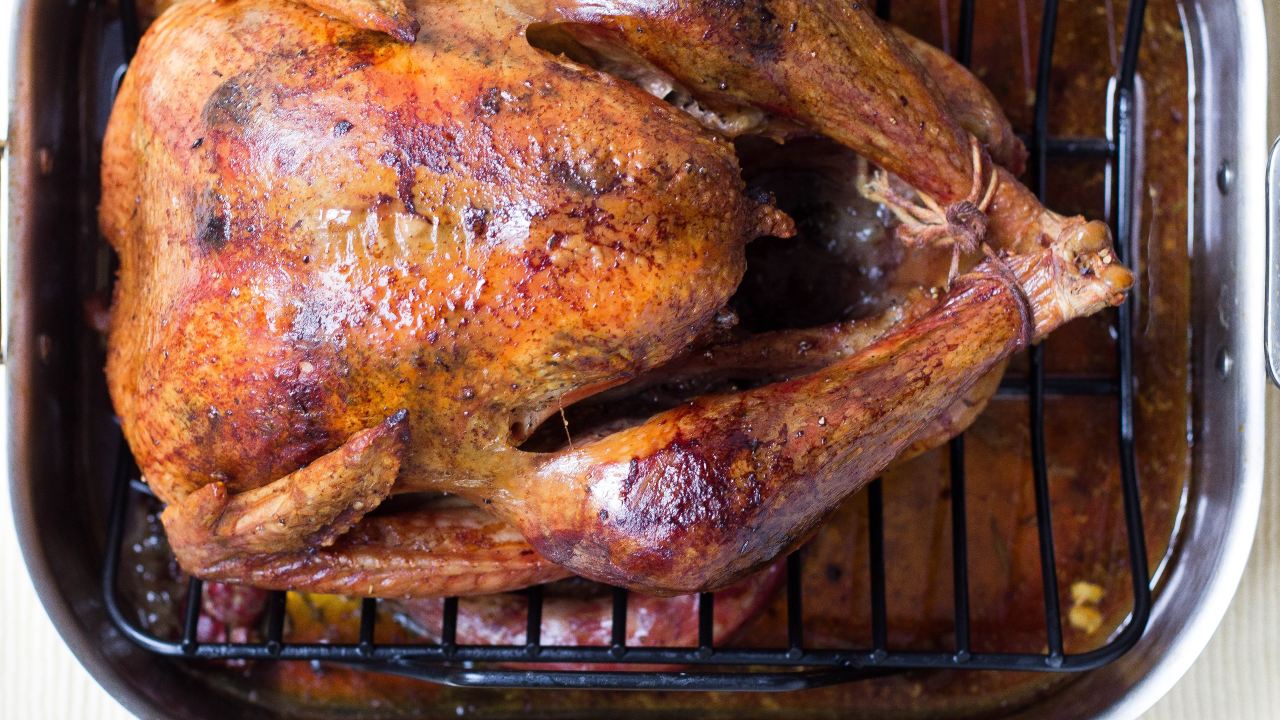 precio del pollo rostizado supera los 100 pesos como gastar menos