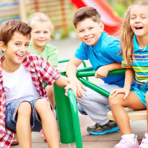 crecer cerca de sus primos ayudará a tus hijos