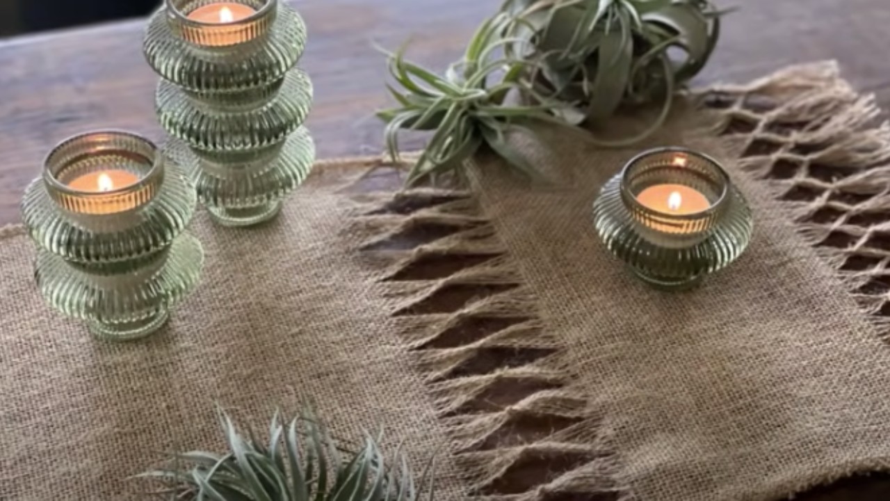 Cómo hacer modernos manteles y caminos de mesa con yute