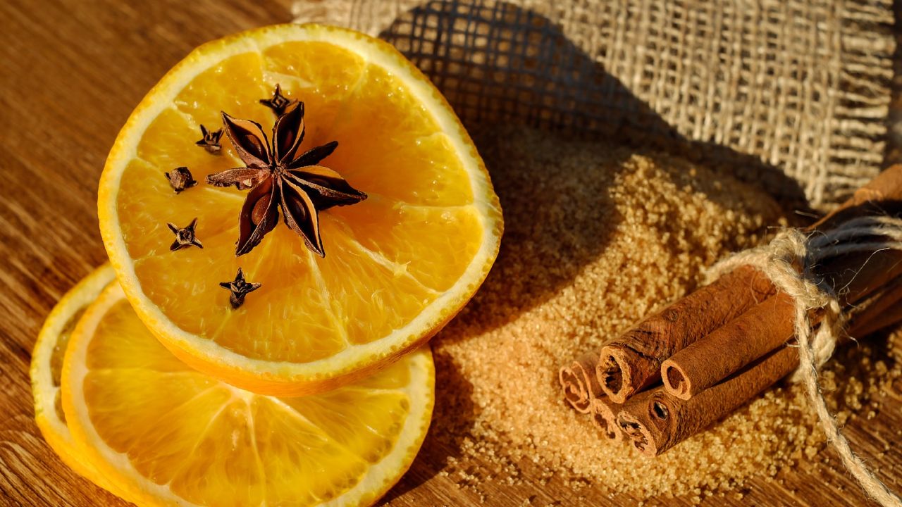 Aromatizante de canela y naranja