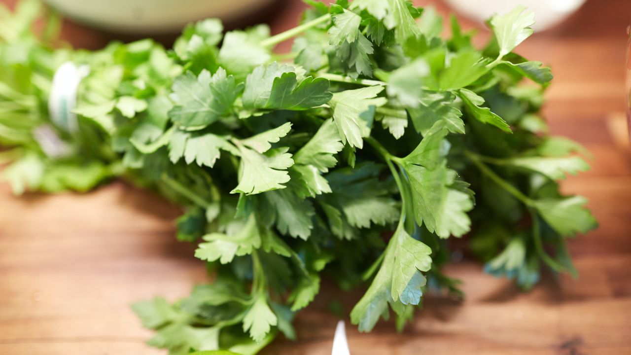 Qué ocurre cuando comes perejil todos los días