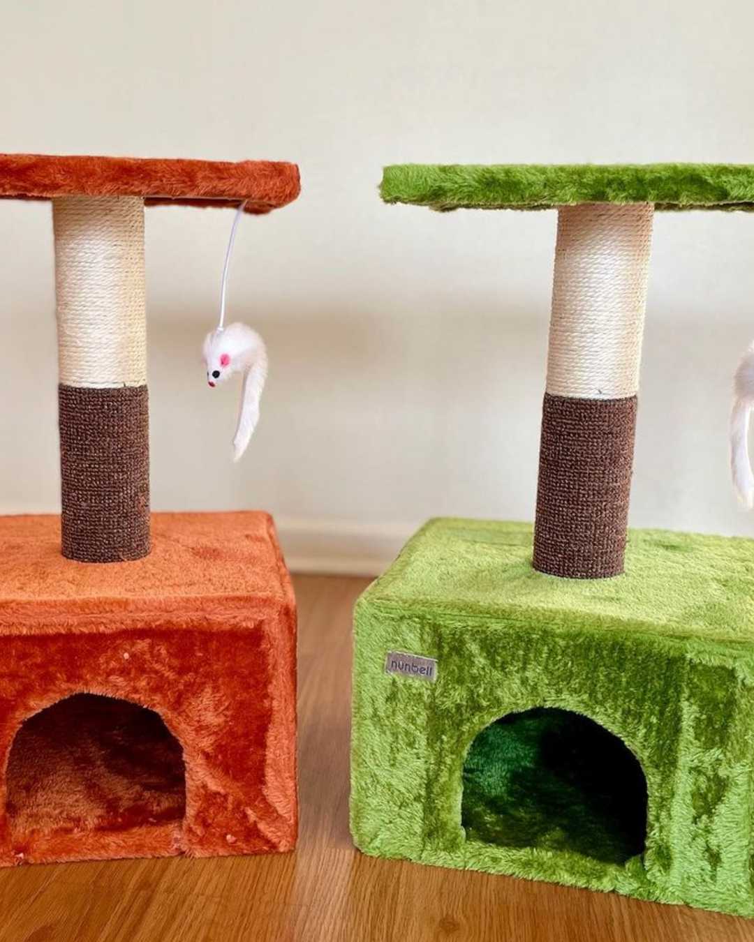 módulos para gatos con tela y un ratón