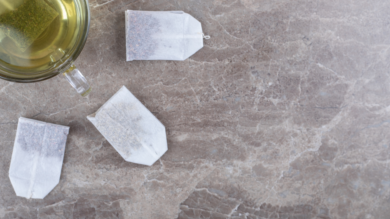 Cultiva manzanilla en una maceta con té