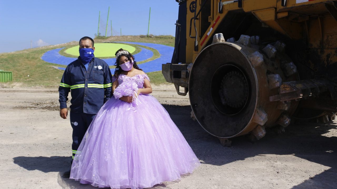 quinceañera sesion de fotos en el basurero