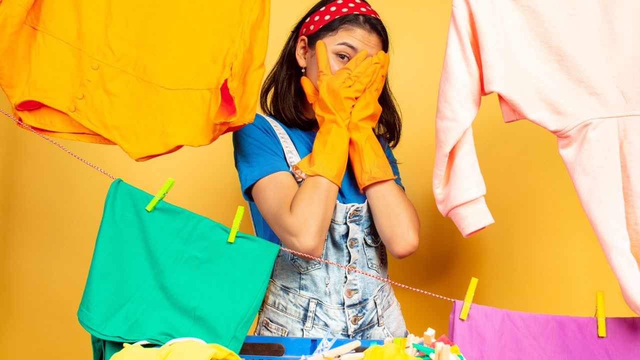 Quitar la grasa de la ropa