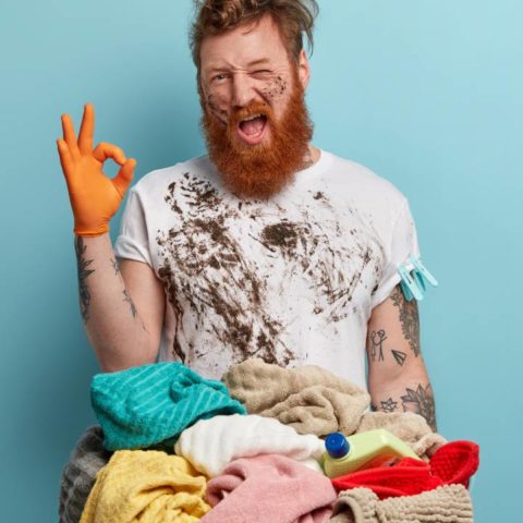 Quitar-manchas-de-grasa-de-la-ropa