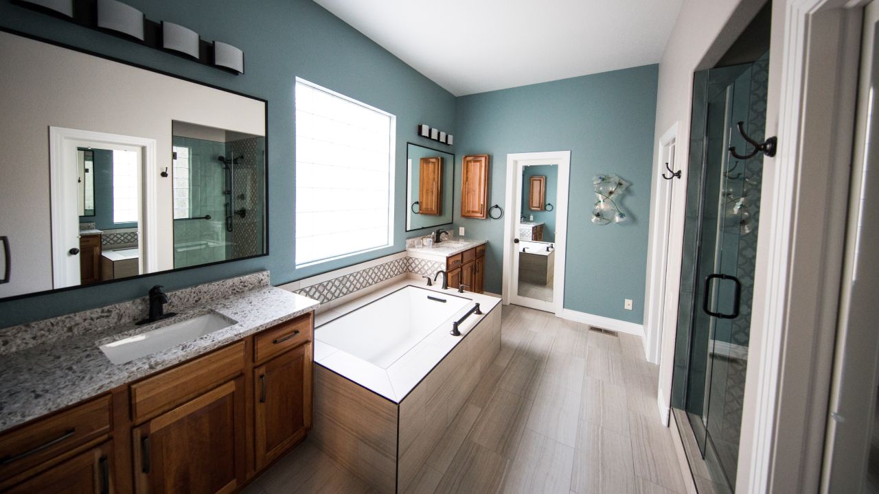 Organiza y limpia tu baño con este reto