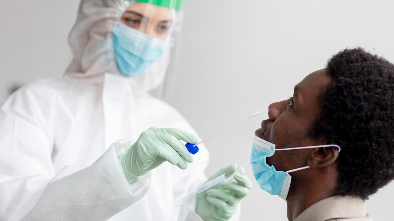 síntomas de la variante lambda de covid-19